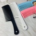 Heat-Resistant Wet & Curly Hair Comb - View 10